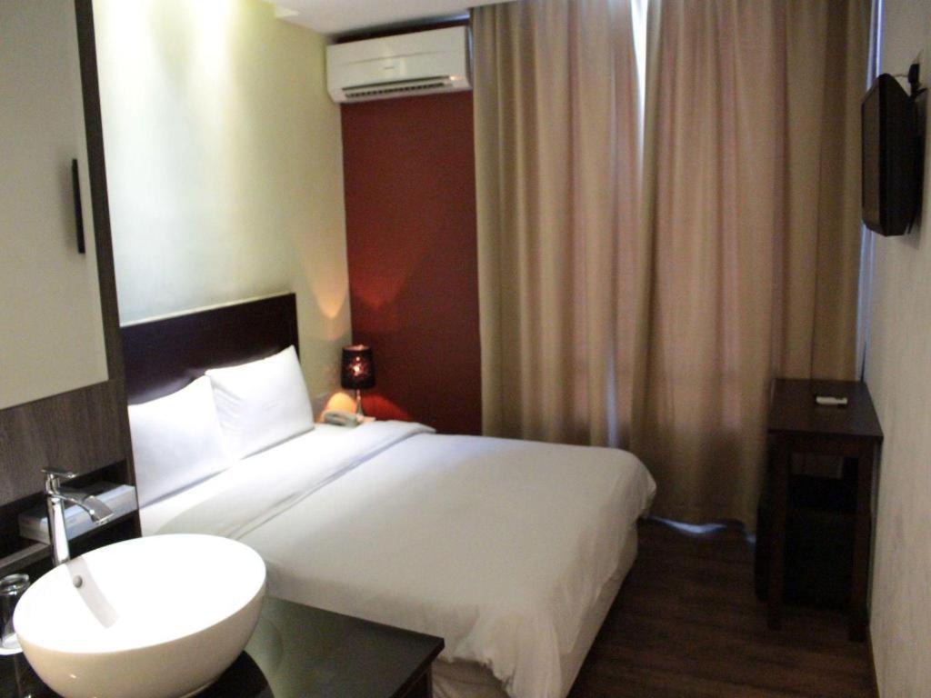 Zotel Business & Leisure Hotel Kuching Eksteriør bilde